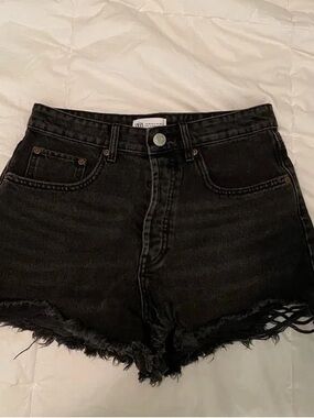 Zara Black High-Rise Frayed Hem Denim Shorts